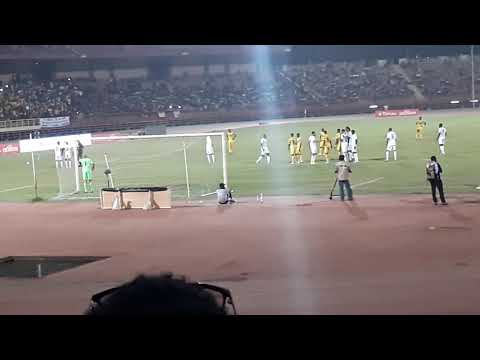 Quel but incroyable d'Adama Traoré face à la Guinée