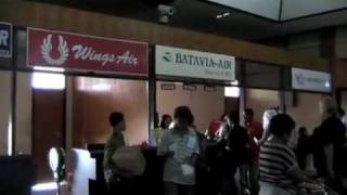 preview picture of video 'Maumere and Bali Airport Information, Indonesia'