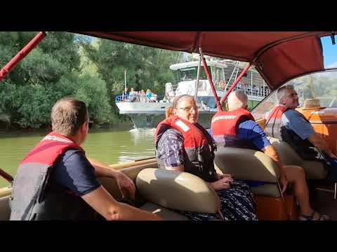 Plimbare cu Barca prin Delta Dunarii. Plecare din Tulcea