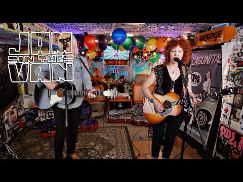 THE MASTERSONS - "Don't Tell Me To Smile" (Live at JITVHQ in Los Angeles, CA 2017) #JAMINTHEVAN