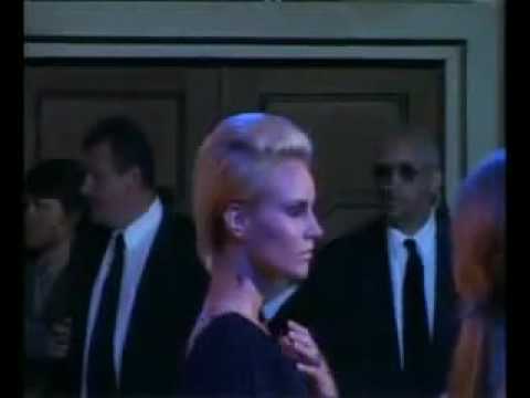 ORNELLA MUTI, TAMBIEN ESTA DETRAS DE YOUNIVERSE WORLD! Youniverse World