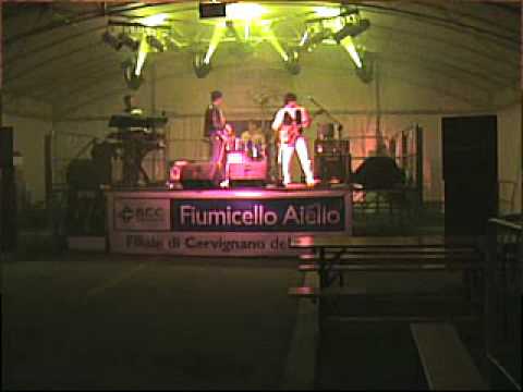 Hot Space Queen Tribute Band - Fat Bottomed Girls