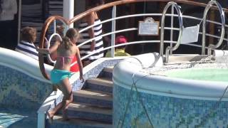Golden Princess cruises ,Music