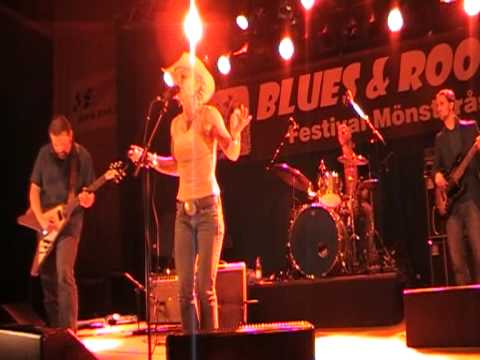 Kellie Rucker & Pelle Lindberg Band @ Mönsterås Bluesfestival 2009