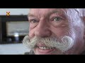 Frans doet mee aan WK snorren en baarden