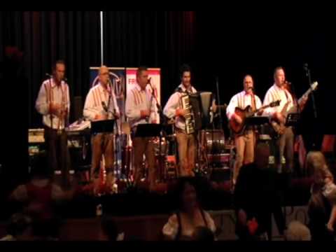 Pajdaši  Die Oberkrainer Kameraden - Njen sladek smeh/Wenn dich die leibe ereilt