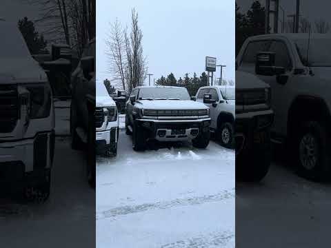 Thumbnail for Wait for it... #coldstart #GMCHummerEV #shorts by GMC Hummer EV