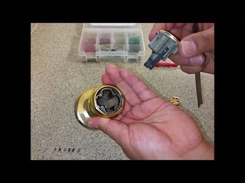 image-How many keys can open the same lock? 