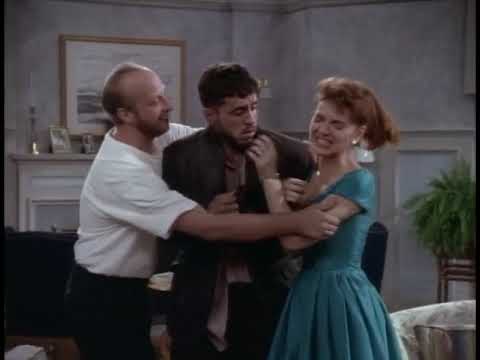 Get a Life s2e02 - Larry on the Loose