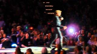 Brooks &amp; Dunn You Can&#39;t Take the Honky Tonk out of the Girl - Nashville 9-2-2010