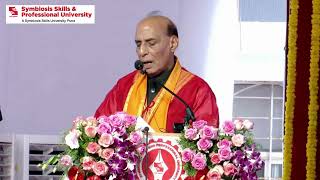 Hon’ble Raksha Mantri at 6th Convocation | Symbiosis Skills & Professional University, Pune