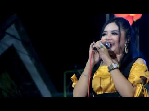 Dian Marshanda Goyang 2 Jari Feat NEW AKIRA NADA Live In Kedungsari Mojokerto