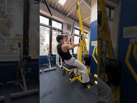 BOMBERO VS CULTURISTA PROFESIONAL