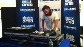 World Hold On (Bob Sinclar), Live @ Sirius XM