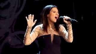 Laura Pausini - Sino a ti Live in Madrid 8/02/2014 THE GREATEST HITS WORLD TOUR