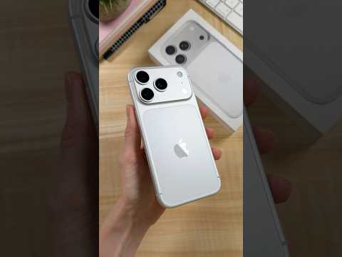 unboxing the iPhone 17 Pro in Silver🤍 #iphone17pro