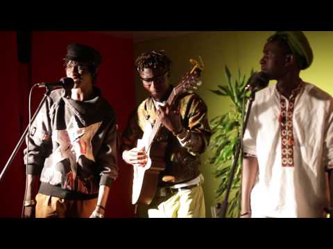 h_art the band performing uliza kiatu at herisquare