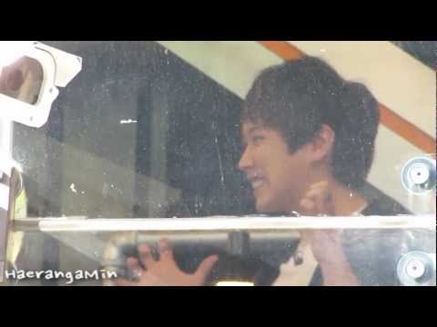 [Fancam] 120227 Mtv Studio C - Sungmin