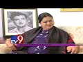 Gemini Ganesan daughter reveals the reason behind Savitri staying alone - TV9