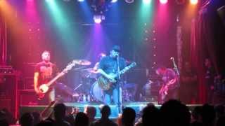 Hateen - Não vá [Hangar110 04.08.13]