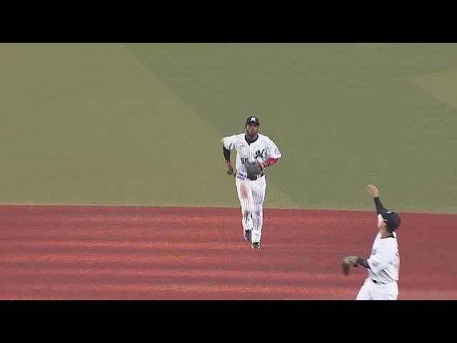 【4回表】マリーンズ・エチェバリアがショートライナーをスマートにキャッチ!! 2021/8/10 M-S(エキシビションマッチ)