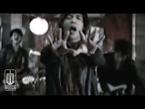 D'MASIV - Apa Salahku (Official Music Video)