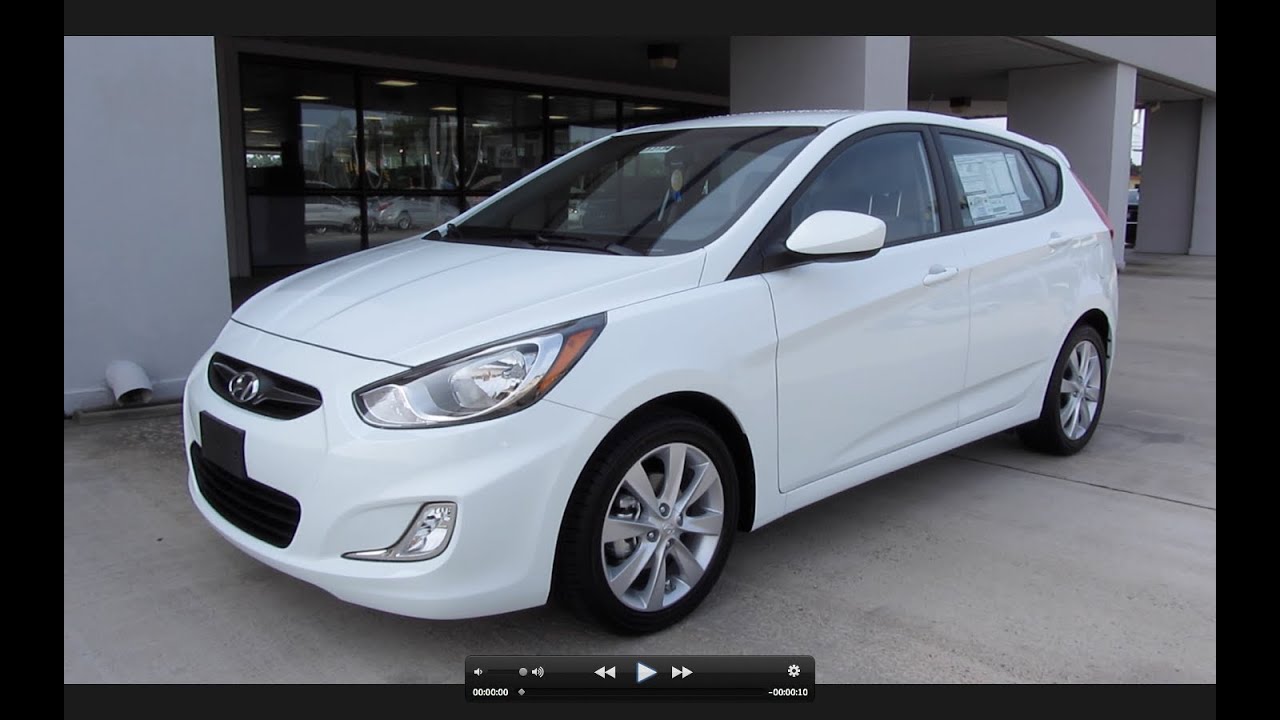 2012 Hyundai Accent SE Hatchback Start Up, Engine, and In Depth Tour