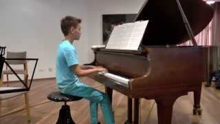 Boulevard of broken dreams - Piano version by Dominik - with background music