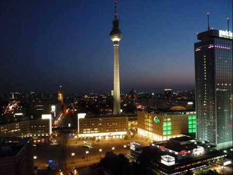 Akte one ft Mach one Scheiss Drauf