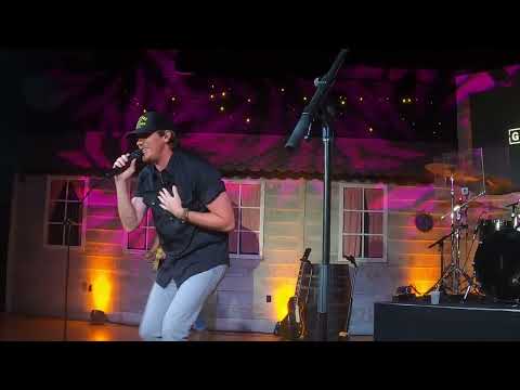 New country star George Birge in Las Vegas, 'That Drink', a liquid celebration with the crowd