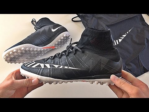 Unboxing: Nike Mercurial X Proximo Street TF