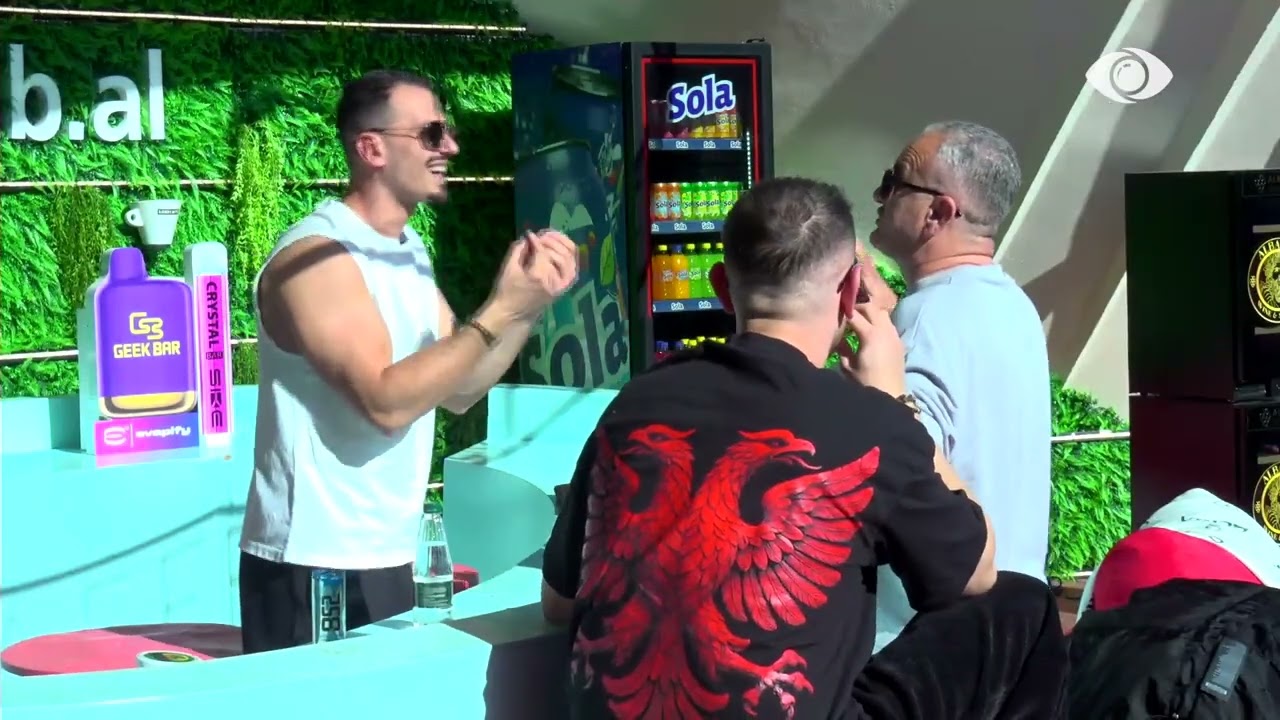 Ti je i poshtëruar nga kjo/ Artani debaton me Mateon