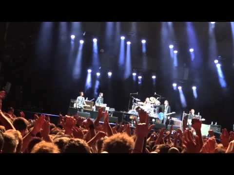 Alice Cooper & Foo Fighters @ Milton Keynes 02/07/11