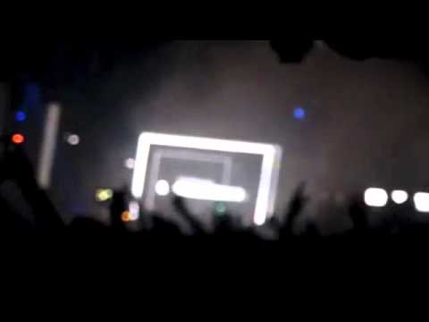 Richie Hawtin playing Giuseppe Cennamo "Canadian Salsa" @ ADE 09 Minus
