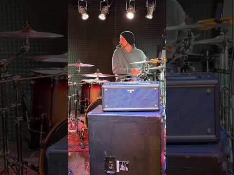 Boss Katana Air EX vs LOUD DRUMMER! #guitar #guitaramps