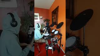 Download lagu Suka Sama Kamu. D'Bagindas. Drum Cover. #dbagindas #aroundtheworld #autumninparis mp3