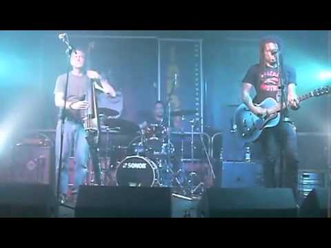 Eric McFadden Trio,live at lapsus 2010 - Working For A Dead Man