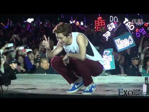 131019 SMTOWN in Beijing - EXO Chanyeol ending stage
