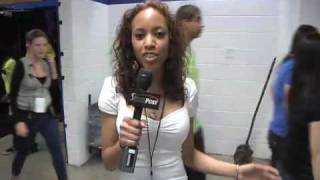 N.E.R.D. & Three Days Grace rock UB (www.ThreeDaysGrace.com.ar)