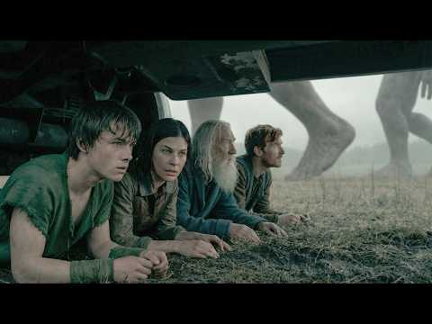 Milhões de Gigantes Caem na Terra Matando 99% da Humanidade, Forçando o Resto a Viver se Escondendo