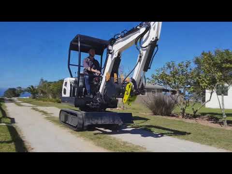 MCM 18D Excavator