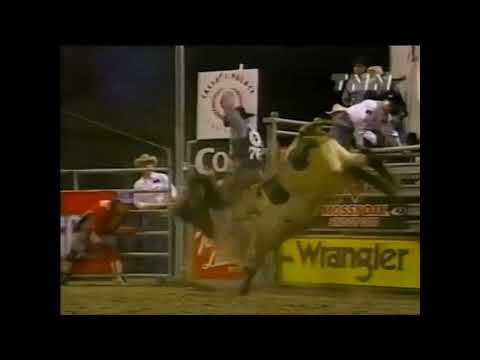 Chad Wareham vs Jesse James - 00 PBR Billings (88 pts)