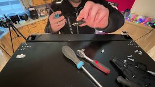 Hisense Kühl-Gefrierkombination Türanschlag ändern - Standkühlschrank Tür Richtung umbauen Anleitung