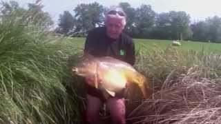 preview picture of video 'Carp Fishing France at Etang de Brigueuil - FishermanHolidays.com'