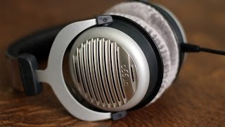 Video thumbnail for Beyerdynamic DT 990 Premium 600 Ohm Unboxing by Rhinofeed