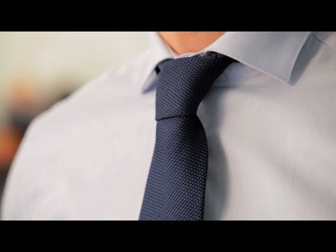 How to tie a four-in-hand knot