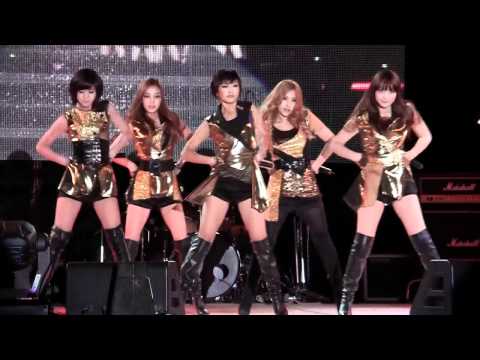 gyuri strutting @ 100930 kimpo university (fancam)