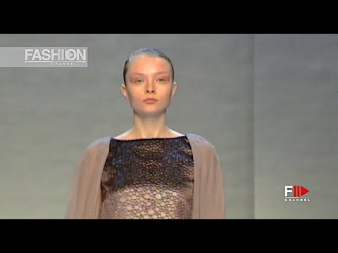 MILA SCHON Fall 2010 Milan - Fashion Channel