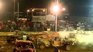 preview picture of video 'Monoreville Indiana 2014 Truck Demolition Derby'