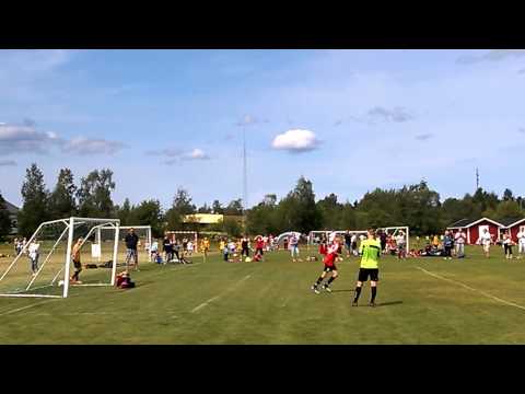 Tervarit Juniorit 03 - Paka, jännittävä rangaistuspotkukilpailu Kokkola Cupissa 2015